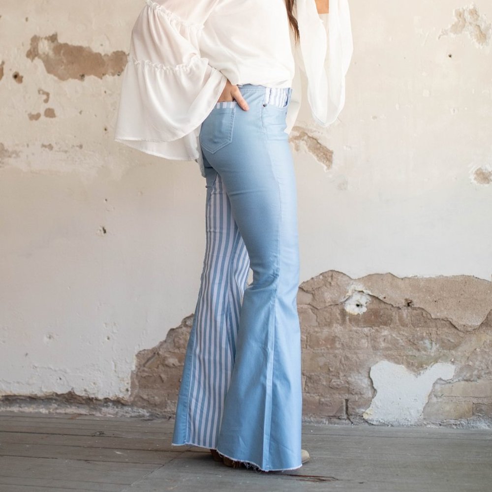 Light Wash Flares - Picture 2 of 4